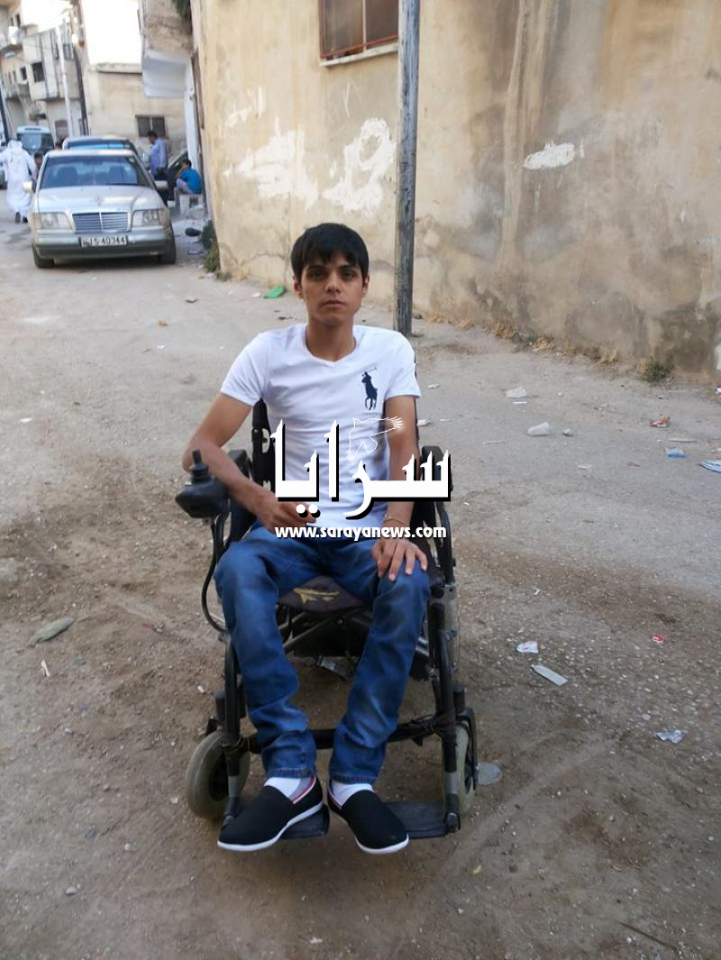 بالفيديو ..  طالب يعاني من انحناء في العمود الفقري بحاجة لعملية طارئة ..  فهل من ينقذه؟!