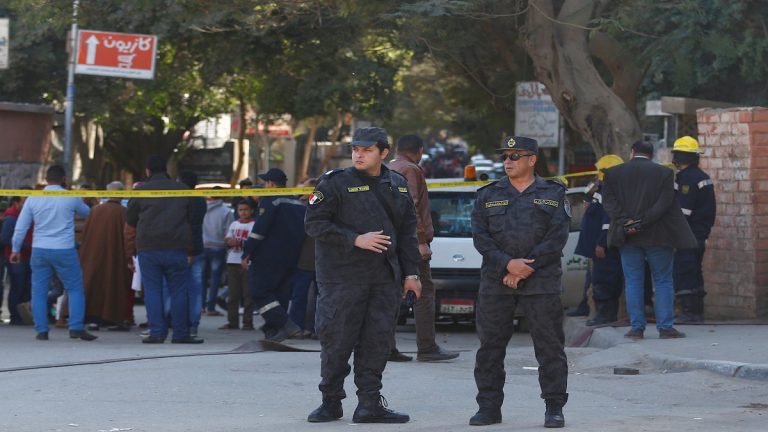 جريمة بشعة ..  مصرية تقتل طفليها من أجل الطلاق‎
