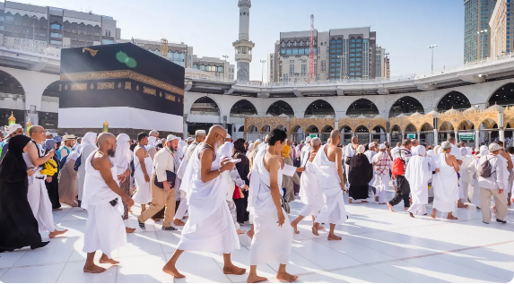 "الإحرام من الطائرة" ..  أخطاء شائعة يقع فيها الحجاج وكيف تتجنبها؟  