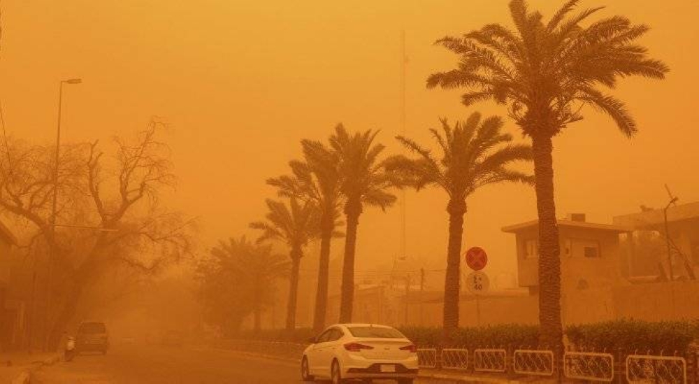عاصفة ترابية جديدة في العراق وإغلاق المدارس والمطارات والإدارات