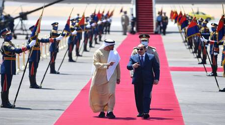 مصر تحسم الجدل حول الاستغناء عن العمالة المصرية في الإمارات
