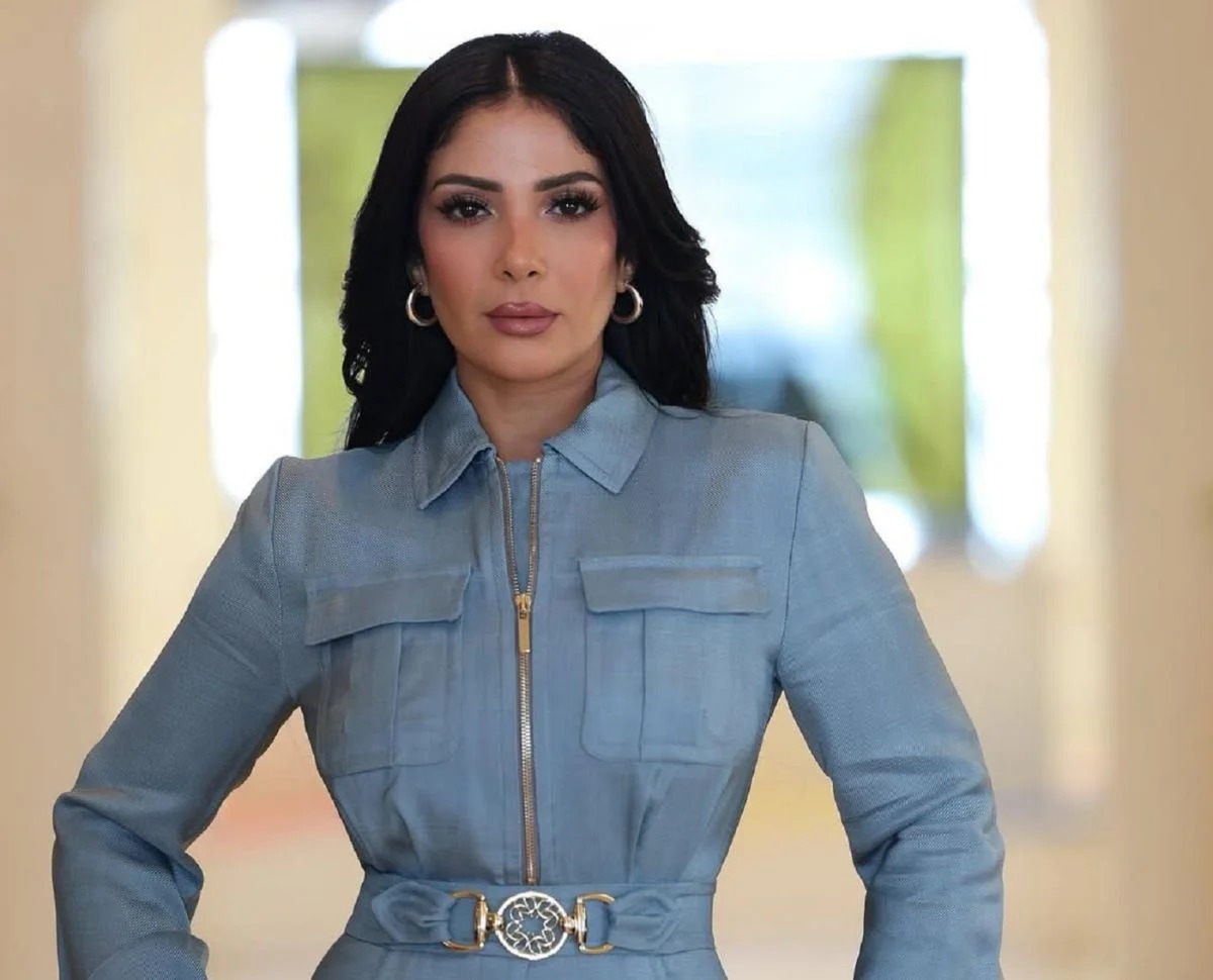 "الممثلين" تكشف تفاصيل بلاغ منى زكي ضد فتاة نشرت صوراً تسيء إليها