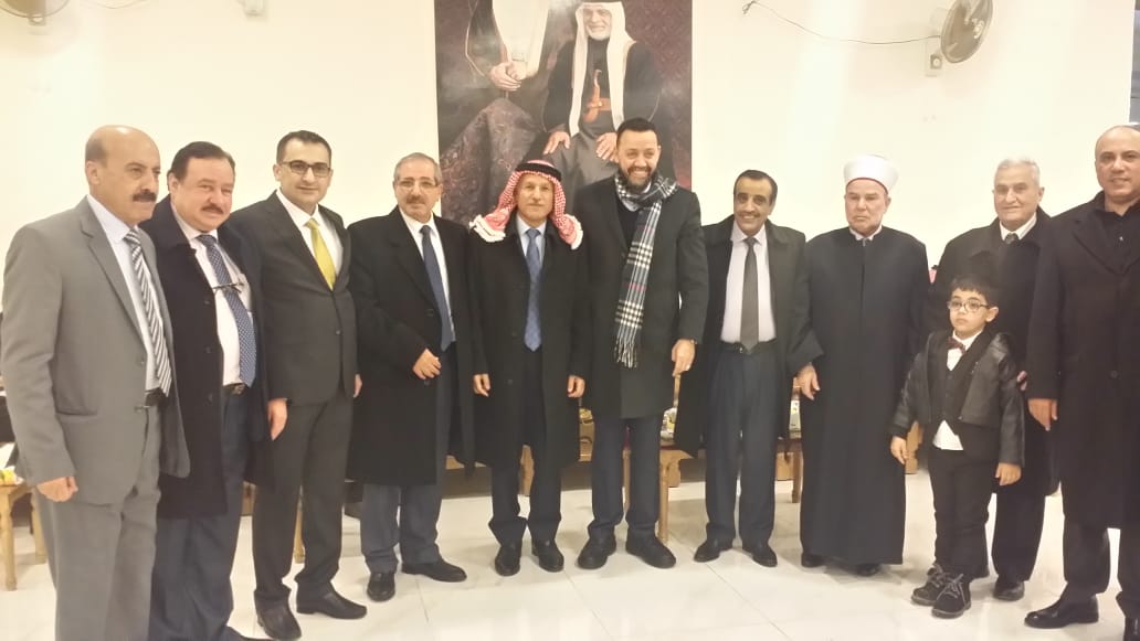 جاهة الرواشدة الدعجة .. مبارك للدكتور مناف مجلي والدكتورة حنان الدعجة 