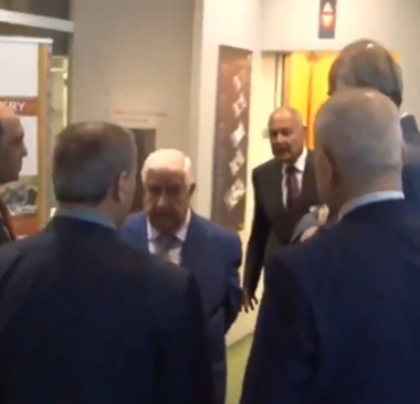 بالفيديو  ..  امين عام جامعة الدول العربية لوزير الخارجية السوري : "قولوا لي يا أخي مساء الخير!"