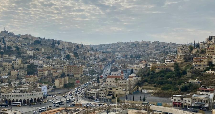 طقس دافئ في أغلب المناطق اليوم ومنخفض خمسيني يؤثر على المملكة الثلاثاء