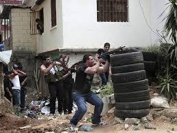 لبنان: قتيلان و6 جرحى في اشتباكات بمخيم عين الحلوة