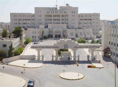24 مليونا مطالبات مالية غير مسددة على وزارة الاشغال