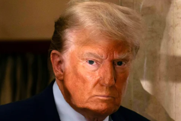 ترامب: كولومبيا يديرها رجل مريض ..  وعلى المكسيك ضبط أمورها