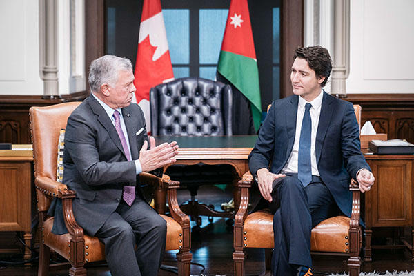  الملك ورئيس الوزراء الكندي يعقدان مباحثات في أوتاوا  ..  وبيان اردني كندي مشترك