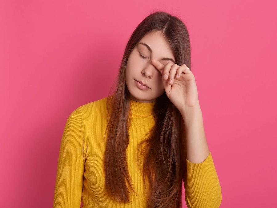 أسباب ألم العين عند الاستيقاظ من النوم ..  قد تكون علامة على مشكلة خطيرة