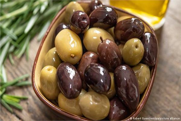 إحداها صحة القلب ..  فوائد عظيمة للزيتون تعرف عليها