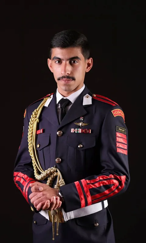 عـلاء محمد المـواجـدة  ..  مبارك التخرج