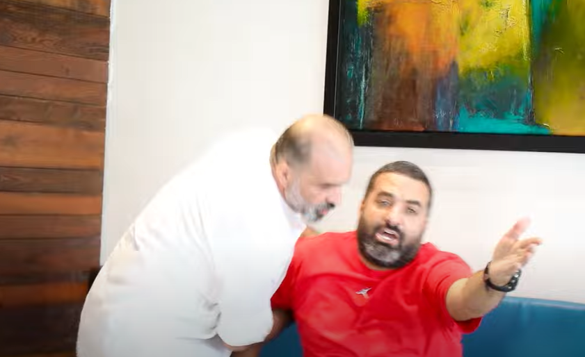 الكاميرا الخفيه: شغيل خواجا بدو راتب الف دينار 