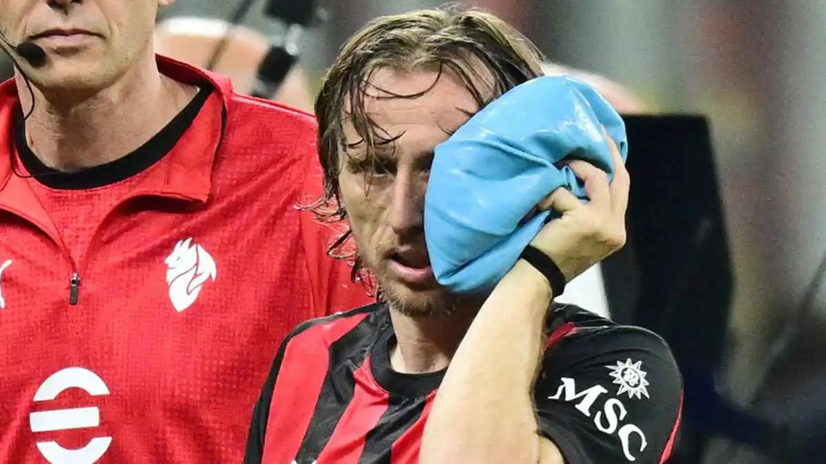 خضع لجراحة في الوجه ..  مصير مشاركة مودريتش مع كرواتيا في كأس العالم