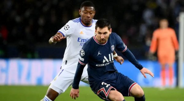 لماذا اختار لاعب ريال مدريد ميسي  ..  وتجاهل بنزيما؟