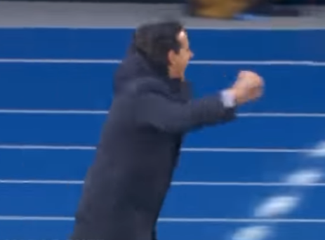 بالفيديو .. لقطة مضحكة من انزاغي مدرب لاتسيو بعد التأهل