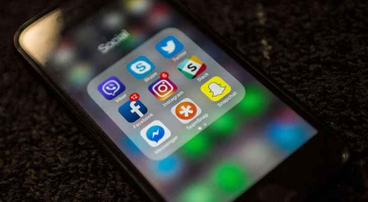 الكشف عن حسابات التواصل الاجتماعي سيصبح شرطا للحصول على تأشيرة امريكية
