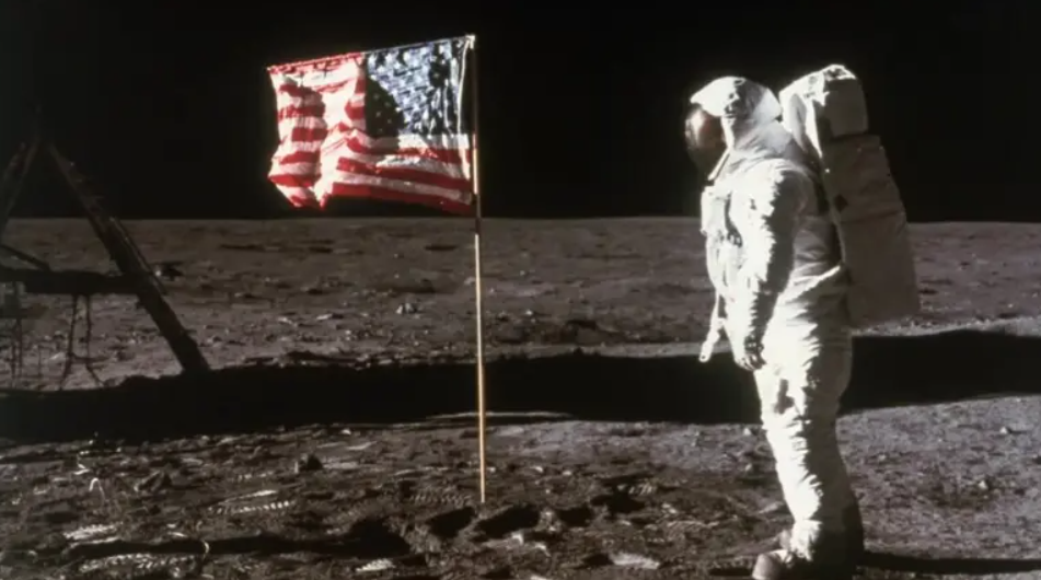 أميركا تعتزم بناء مفاعل نووي على سطح القمر بحلول 2030