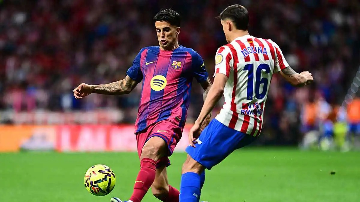 الهلال يريد 15 مليون يورو ..  برشلونة يشترط ضم كانسيلو "مجانًا"  