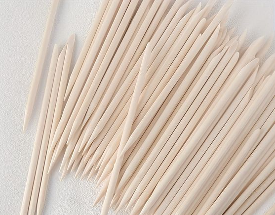 تفسير رؤية أعواد الأسنان في المنام