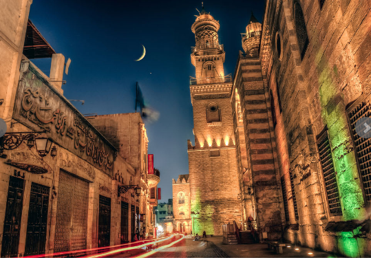 كيف تقضي ٢٤ ساعة من رمضان في القاهرة في العام 2023؟