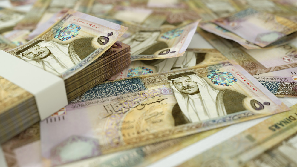 رفع أسعار الفائدة 25 نقطة أساس يدخل حيز التنفيذ اليوم