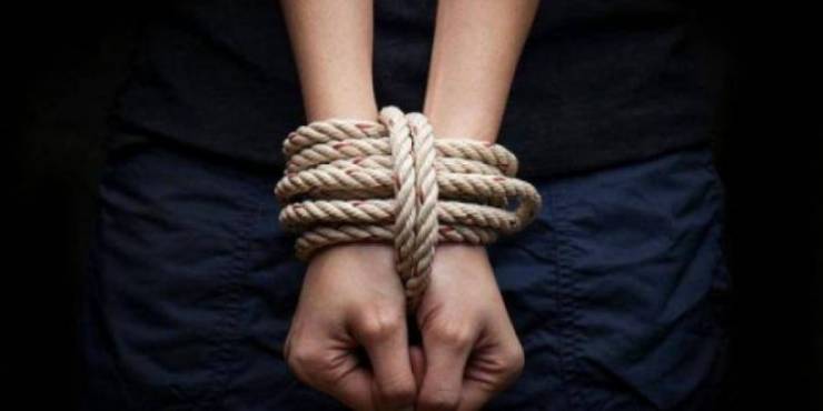 في حادثة ناردة بفلسطين : طَلب من صديقه خَطّفه لاجبار والده على دفع ديونه