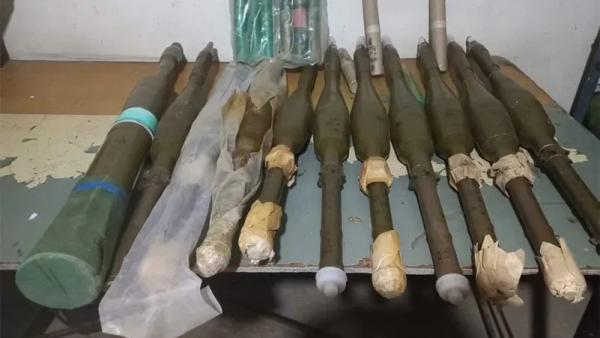 لبنان  ..  الجيش يضبط قذائف صاروخية مهربة من سوريا