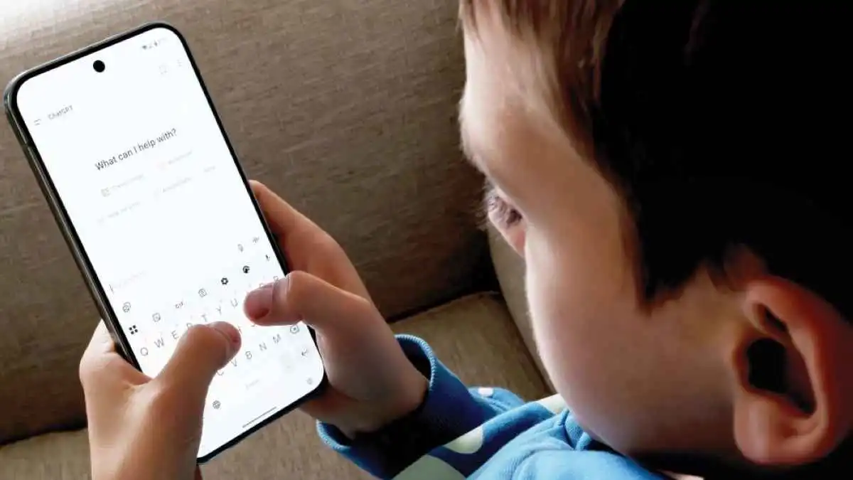 "أوبن إيه آي": معدل استخدام المراهقين لـ"تشات جي بي تي" 15 دقيقة يومياً  