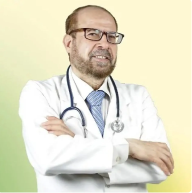 مصر ..  إيقاف الطبيب جودة عواد عن ممارسة الطب لمدة عام
