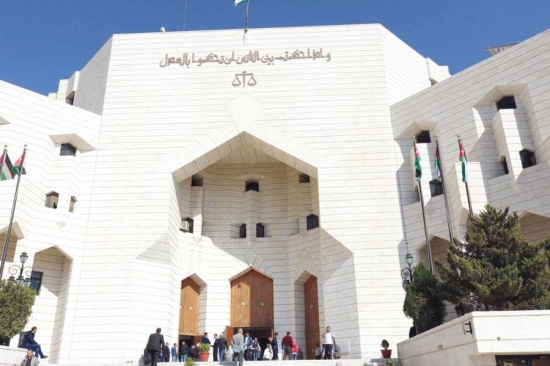 محكمة عجلون تنتصر لمواطن وترفع الحجز عن مركبتيه   ..  تفاصيل 
