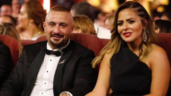 السقا: تعبت من الشائعات عن علاقتي بمراتي ..  وشغلها حل مشاكل كتير