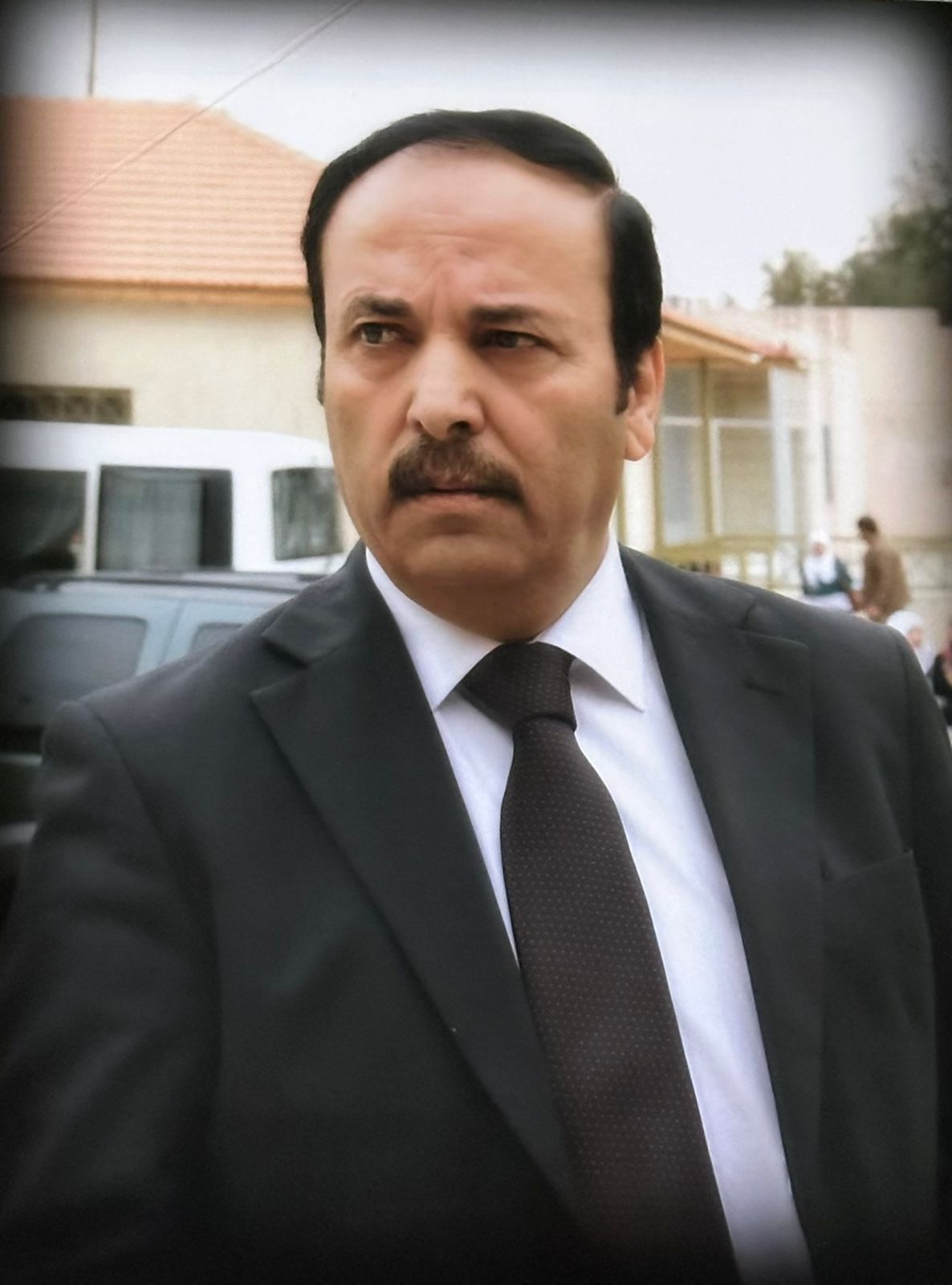 المحافظ عادل الروسان  ..  فارس الحق والكلمة والموقف 