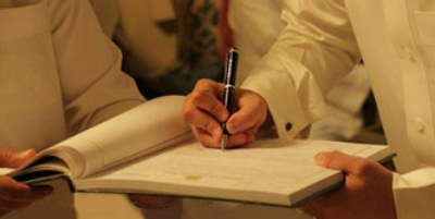 تفسير رؤيا الرجل لعقد قرانه في المنام لابن سيرين