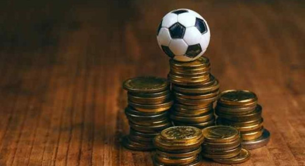 تعرف على أغلى 11 لاعباً تنتهي عقودهم الصيف المقبل