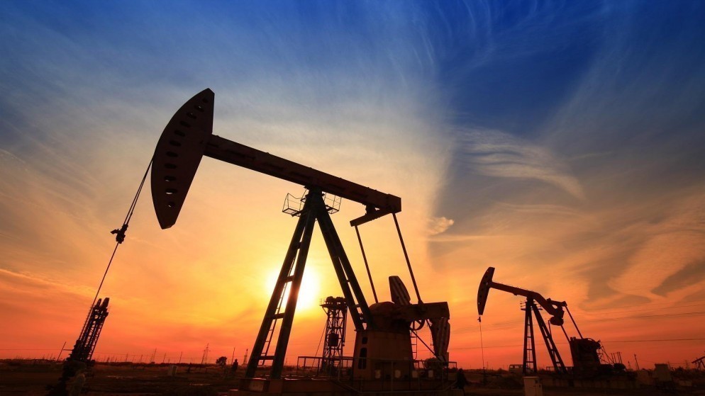 صعود أسعار النفط مع تقييم المستثمرين لبيانات المخزونات الأميركية