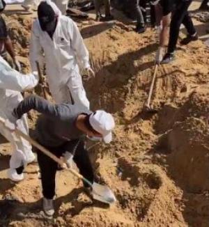 جيش الاحتلال يعلق على تقارير "المقابر الجماعية"