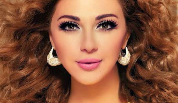 تعرفوا إلى شبيهة ميريام فارس ..  هل تستطيعون التفريق بينهما؟