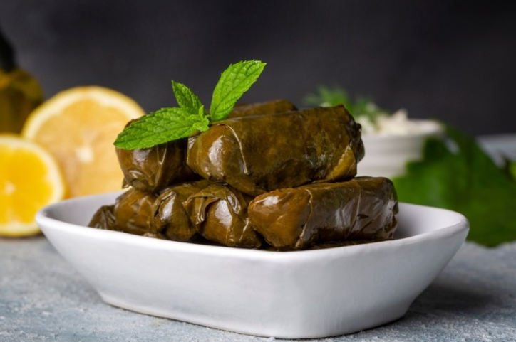 ورق عنب حامض وحار