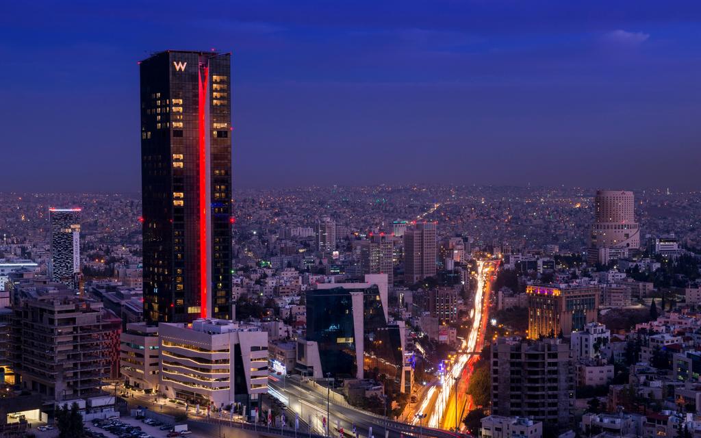  مشروع إستثماري في عمان سيعمل على إستحداث أكثر من 1300 فرصة عمل