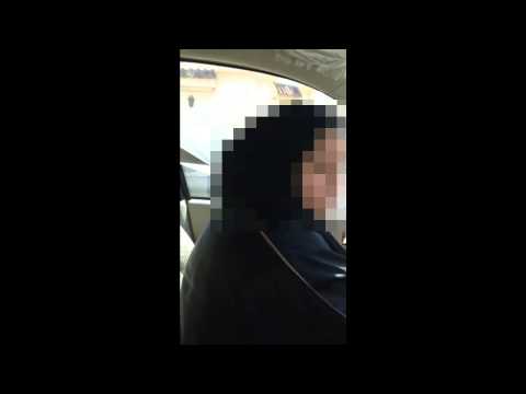 بالفيديو ..  سعودية تقود سيارة في "وضح النهار" برفقة طفلها بجدة