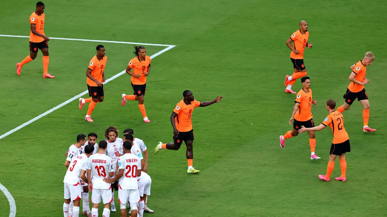 الأسوأ في كأس العالم ..  عصام الشوالي يشن هجوما على نجم منتخب تونس 
