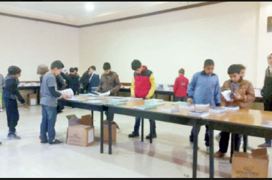 مهرجان "القراءة للجميع" يستقطب أفراد الأسرة بكافة اعمارهم
