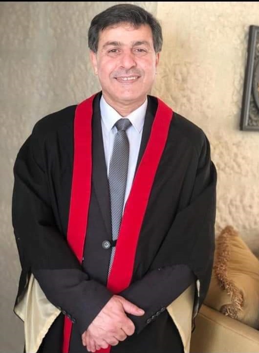 الدكتور نبيل العساسفة مبارك الدكتوراة 