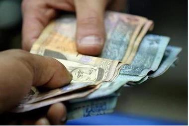 تقسيم مستحقات “المُتقاعدين العسكريين” على وزارة الصحة بدفعات شهرية