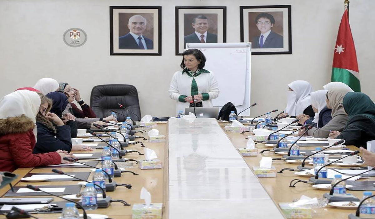 سيدات نواب يبحثن معيقات تواجههم بالرقابة