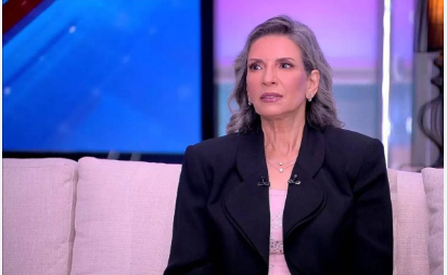 ألفت إمام تكشف حقيقة خلافها مع دنيا سمير غانم ..  وسبب قبولها أن تكون زوجة ثانية