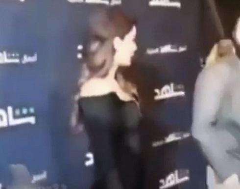 شاهدوا تيم حسن يتجاهل سيرين عبدالنور ..  والأخيرة تحرجه بخفة دمها
