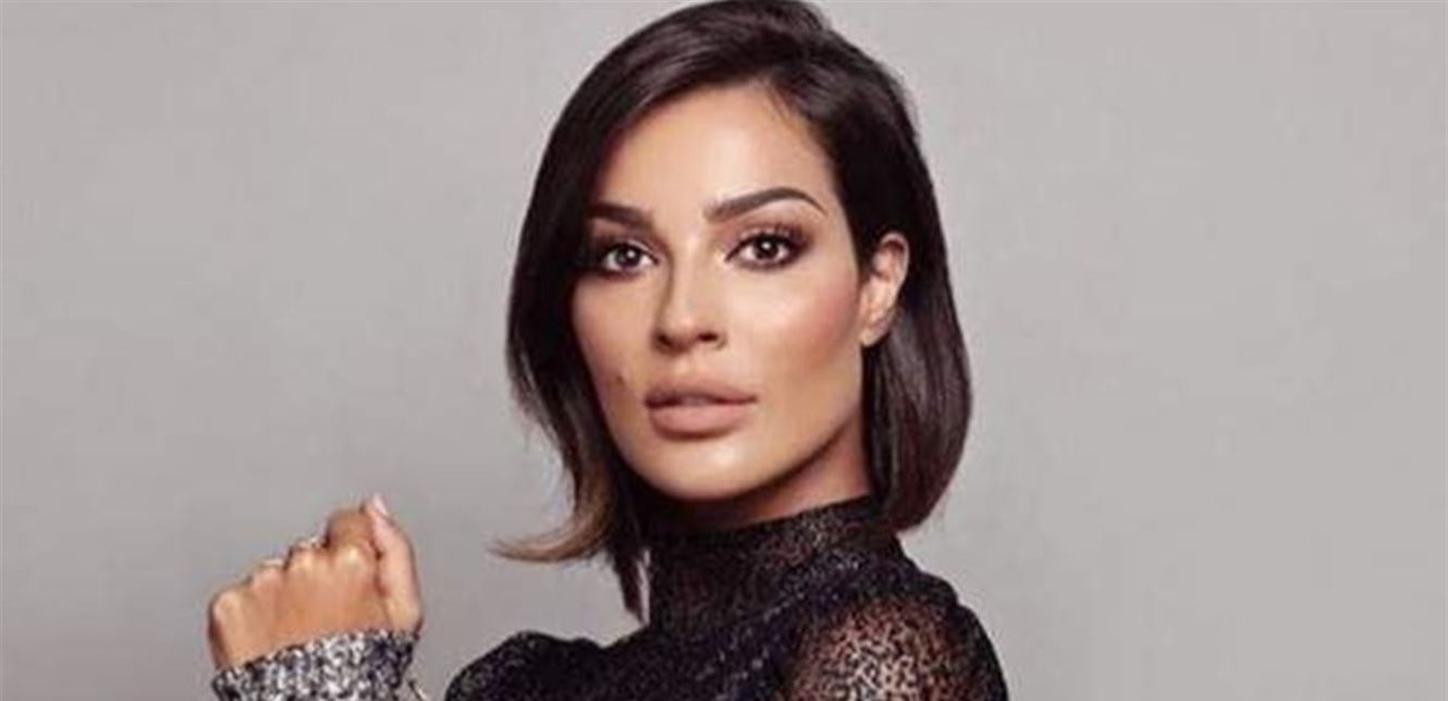شاهدوا  ..  الظهور الأول لوجه نادين نجيم و أطفالها بعد إنفجار بيروت