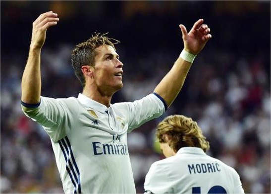 برشلونة وريال مدريد ..  المطاردة تستمر على الصدارة